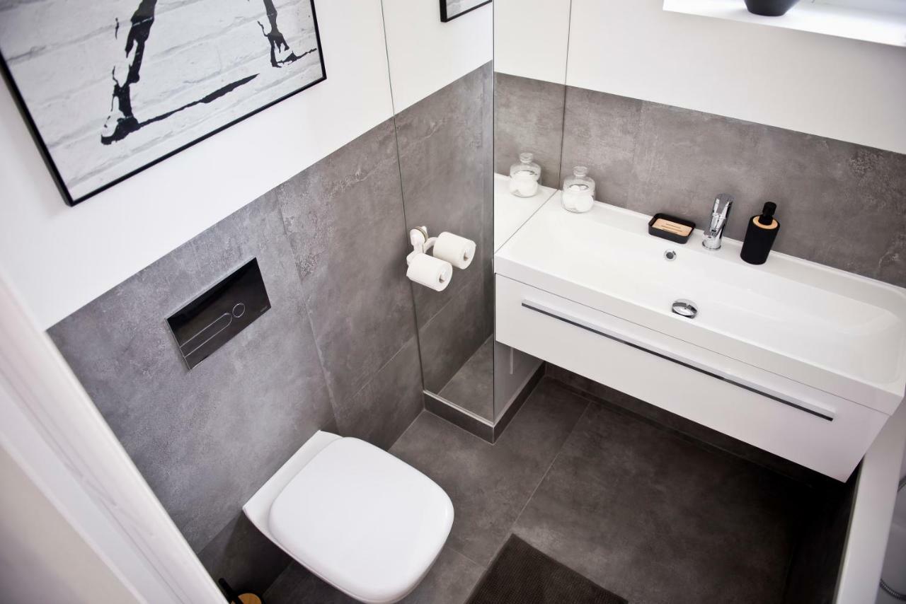 Apartament Powisle With Balcony Warsaw Luaran gambar
